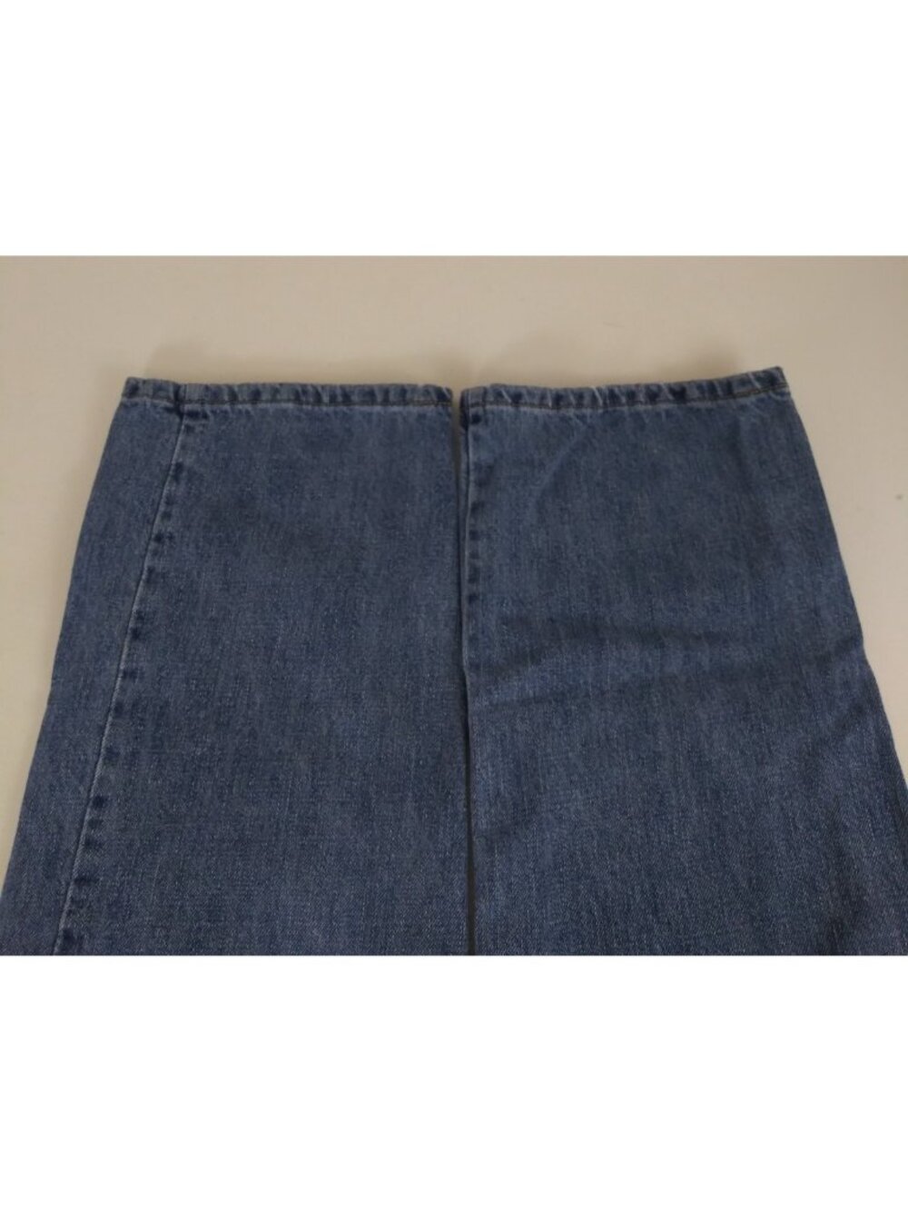 Lee Regular Fit Men's Distressed Bootcut 100% Cotton Jeans Size 33x30 - Picture 6 of 9